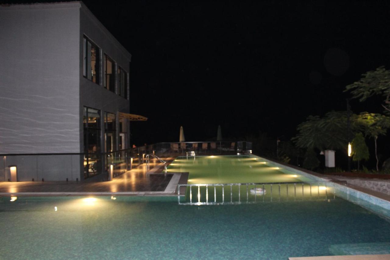 Paraiso Resort & Club Igatpuri Exterior photo